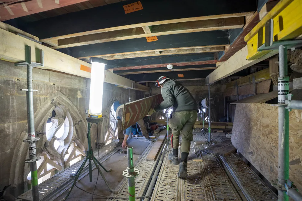 Menuiserie travaux plafond